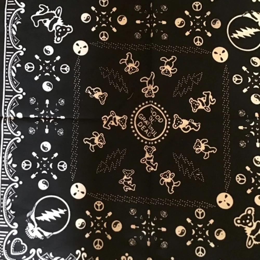 NWT Black Good old Grateful Dead bandana